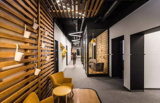 Droids On Roids的新办公室,整个空间都诠释了公司的Logo文化